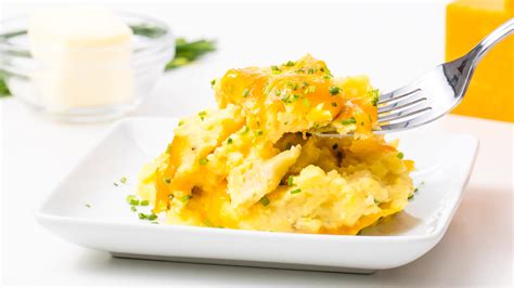 Recipe Baked Sour Cream Cheddar Chive Mashed Potatoes