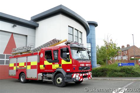 Nk Dhd Tyne And Wear Fire And Rescue Service Volvo Fl Uk Emergency