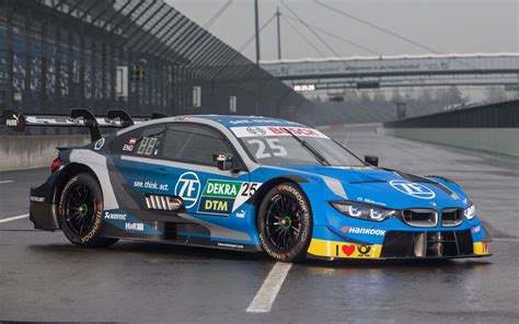 Bmw Dtm Wallpapers Top Free Bmw Dtm Backgrounds Wallpaperaccess