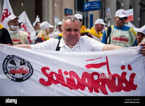Logo solidarnosc hi-res stock photography and images - Alamy