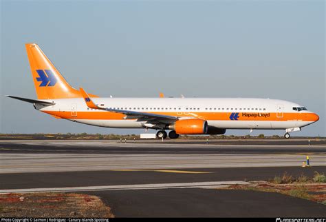 D ATUF TUIfly Boeing 737 8K5 WL Photo By Saimon J Rodriguez Canary