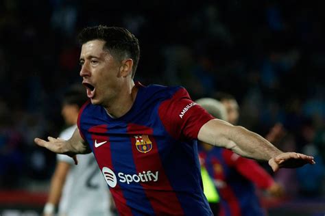 Betah Di Barcelona Robert Lewandowski Ogah Pindah Klub Megapolis