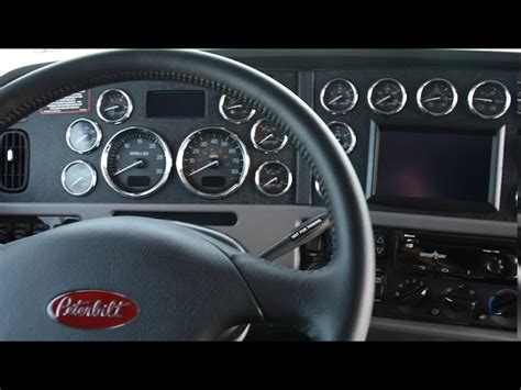 Peterbilt 389 Interior