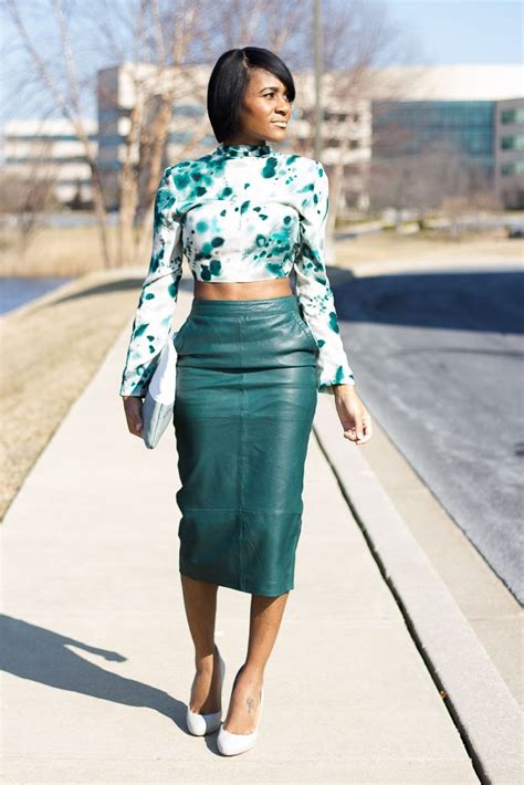 40 Pretty Ideas How To Style A Leather Skirt Ecstasycoffee