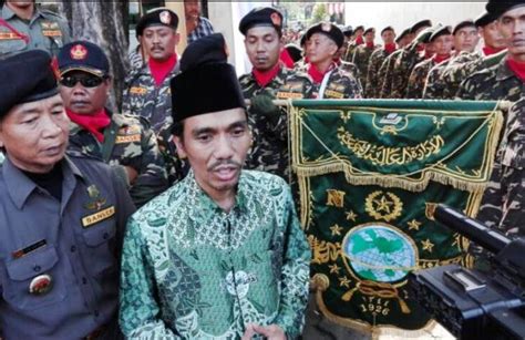 Harlah Ke Pcnu Surabaya Beri Penghargaan Pegiat Syiar Islam Aswaja