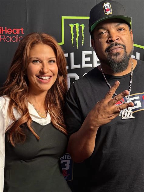 Rachel Nichols | Sports Reporter & Host | NBA, NFL, NHL (@rachel