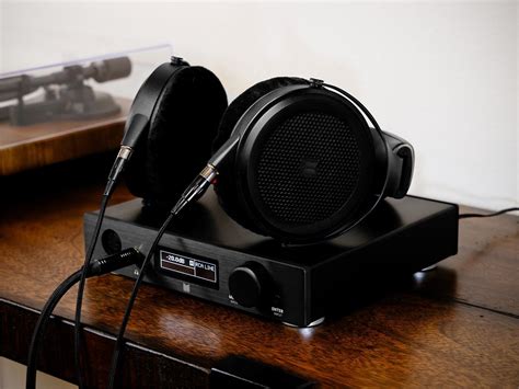 Monolith By Monoprice Desktop Balanced Headphone Amplifier And Ess