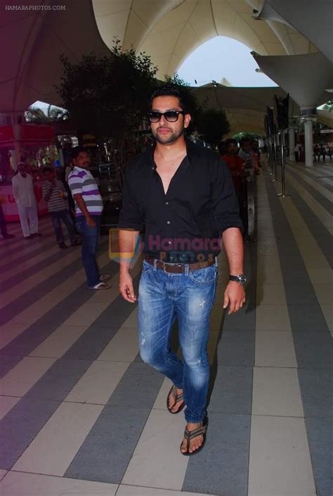 Aftab Shivdasani Return From Iifa Awards 2012 On 10th June 2012 Aftab