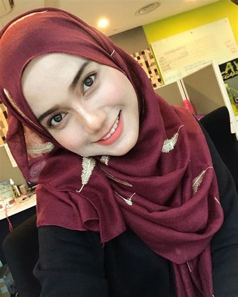 Yuna Zainal Beautiful Hijaber Sweety Malaysian Hijabi In 2024