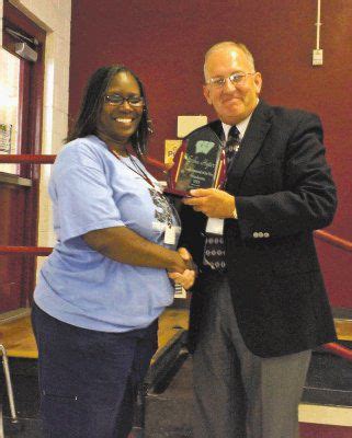 Waskom ISD staff awards | News | marshallnewsmessenger.com