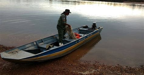 G Pol Cia Ambiental Aplica Mais De R Mil Em Multas Por Pesca Na