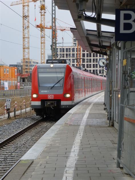 Der S Bahn M Nchen F Hrt Hier Am Als S Nach