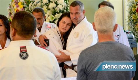 Emo O Marca Vel Rio Do Mestre Robson Gracie No Rio De Janeiro