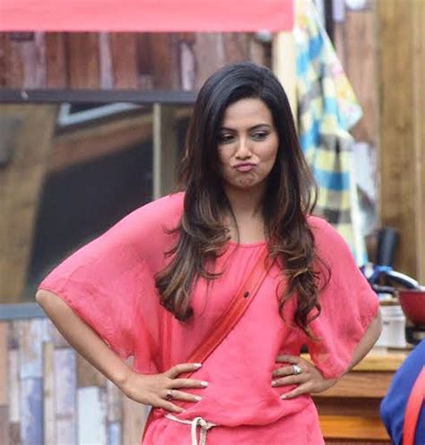 8 Revelations Made By Evicted Contestant Sana Khan About Bigg Boss ...