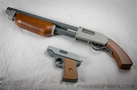 Team Fortress 2 - Shotgun & Pistol props - Punished Props