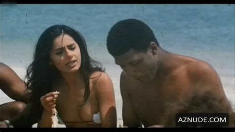 KITU GIDWANI Nude AZNude