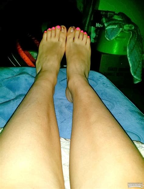 Phat Pussy Hood Latina ShesFreaky