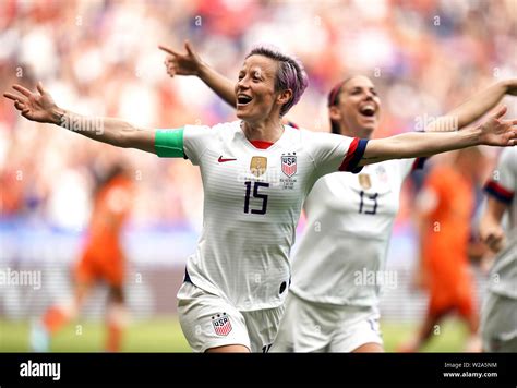 Megan rapinoe 2019 hi-res stock photography and images - Alamy