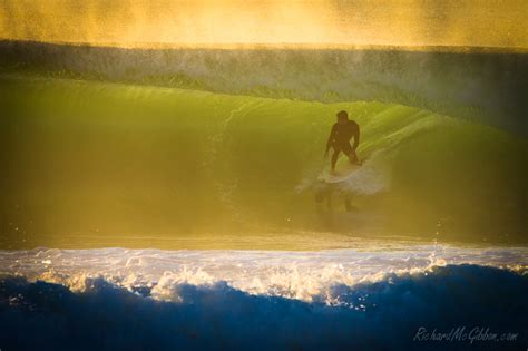 Surfing Narrabeen - Richard McGibbon Photography