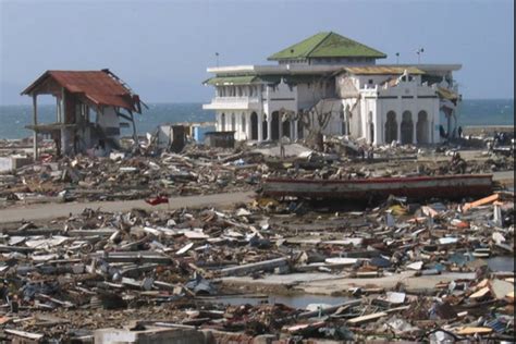 Ramai Gempa Megathrust Yuk Ketahui 3 Gempa Bumi Terbesar Di Indonesia