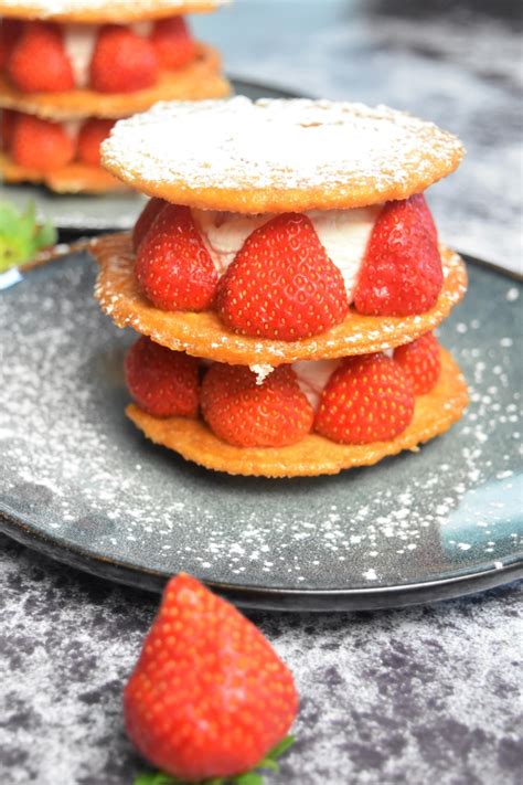 Mille Feuille Aux Fraises Recette De Cyril Lignac