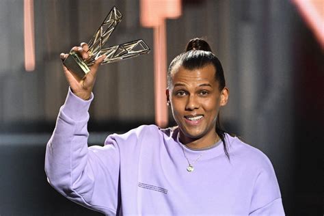 Musique Stromae Plus Belge La Vie Aux Victoires De La Musique