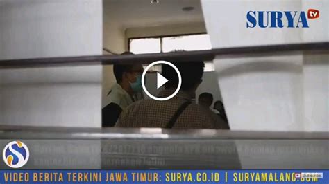 Video Kpk Geledah Sejumlah Ruang Di Dinas Peternakan Jatim Surya Co Id