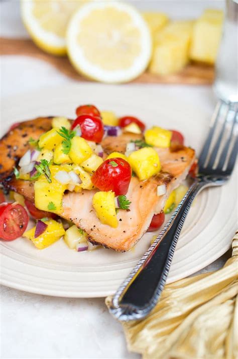 Salmon With Mango Salsa Delicious Meets Healthy