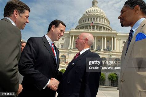 Flight 93 United Flight 93 Todd Beamer Shanksville Photos and Premium High Res Pictures - Getty ...