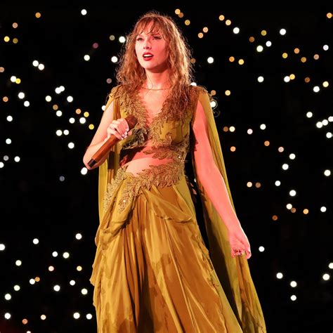 Taylor Swift Announces End Of Her Eras Tour During 100th Show