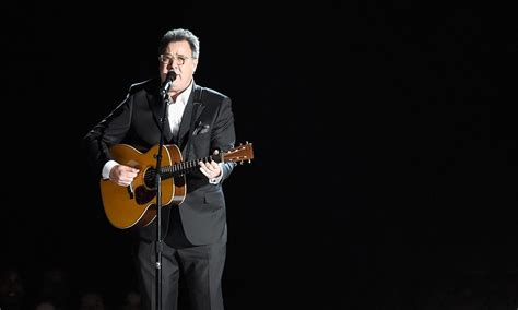 Best Vince Gill Songs: 20 Country Essentials | uDiscover