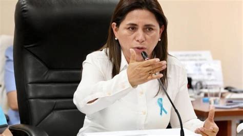 Rosa Gutiérrez Colegió Médico Del Perú Califica De Inoportuna Designación De Presidenta De