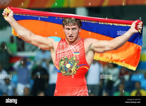 Armenian Wrestler Artur Aleksanyan Celebrates With His Country S Flag