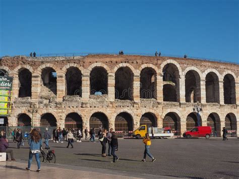 Verona Arena Roman Amphitheatre Editorial Stock Image Image Of Town