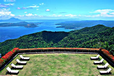 Lake Hotel Tagaytay - Balikbayan Magazine