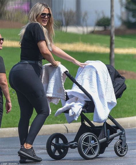 Khloe Kardashian Pictured With Her New Born Baby First Time At Cleveland Park - Small Joys