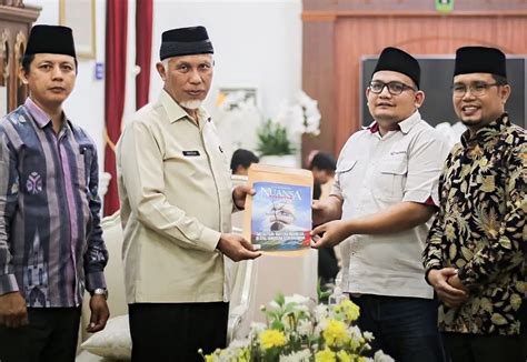 Gubernur Ajak Ldii Membangun Sdm Sumbar Dengan Pendidikan Agama