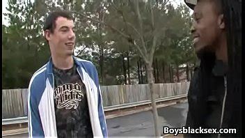 Black Gay Muscular Man Fuck WHite Skinny Boy 15 XNXX