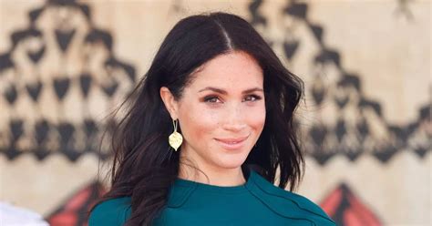 Meghan Markle Cannot Be Stripped Of Her Title For Sending Mom Letter Says Expert Mirror Online