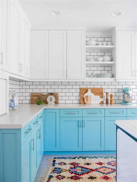 10 Blue Kitchen Cabinet Ideas to Upgrade Your Kitchen Today