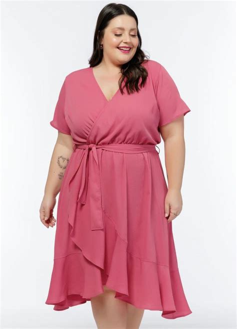 Vestido Plus Size Rosa Transpassado Babados Mink