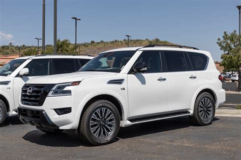 Nissan recalls vehicles with loose headrests | MotorSafety.org