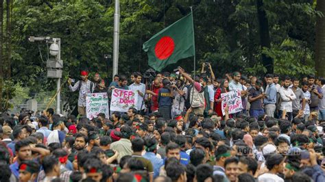 আর নয় ৯ দফা এখন সরকার পতনের ‘এক দফা সমাবেশে ঘোষণা