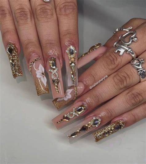 45 Best Prom Nails For 2022 Glitz And Glam Prom Nails I Take You