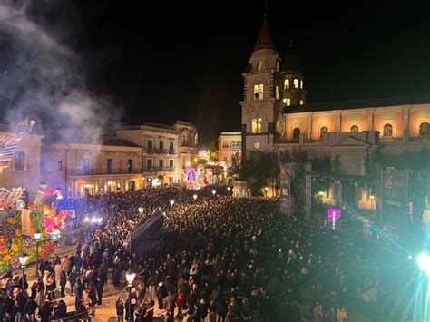 Carnevale Di Acireale The Way Magazine