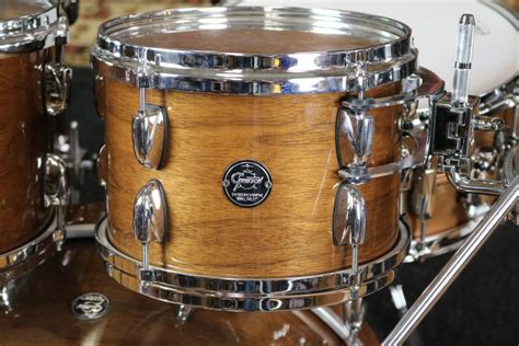 Gretsch Renown Walnut 4 Piece Kit