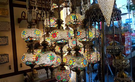 6 Best Places To Buy Lights In Bhagirath Palace, Delhi | So Delhi