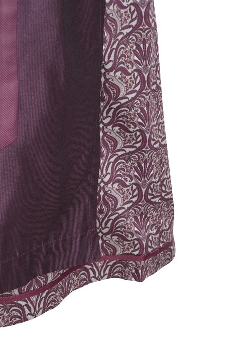 Sissi Ey Dirndl In Trendigem Magenta Wirkes