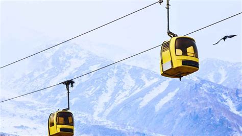 Gulmarg Gondola Booking - Book Now! 2024-2025 - Book Gondola - Tripmore