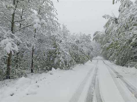 Maltempo La Neve Abbraccia Il Nord Tornato L Inverno Oggi